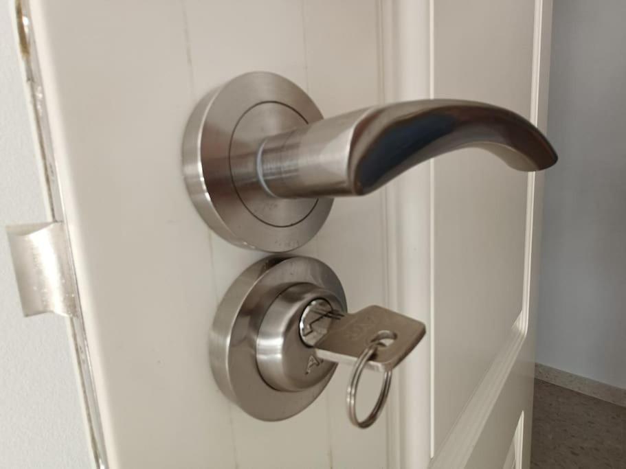 Apartamento Piso Amplio Y Centrico